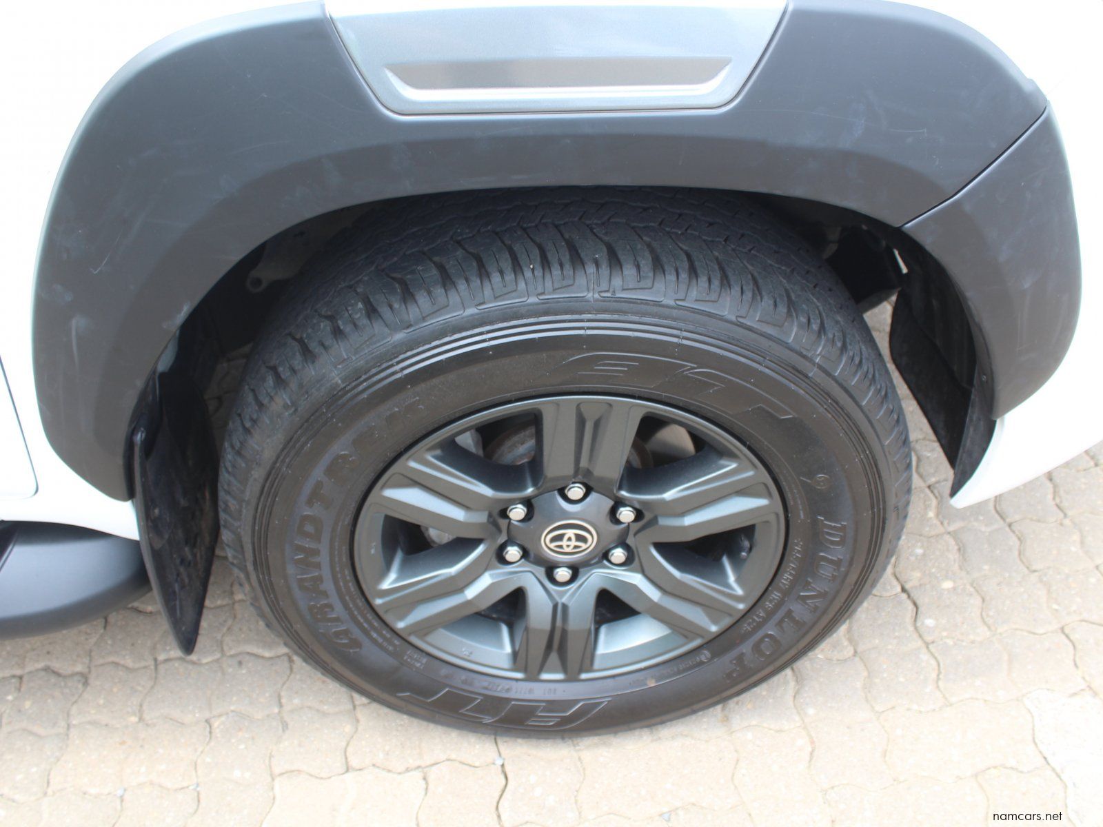 2025 Toyota Hilux 2.4GD6 photo