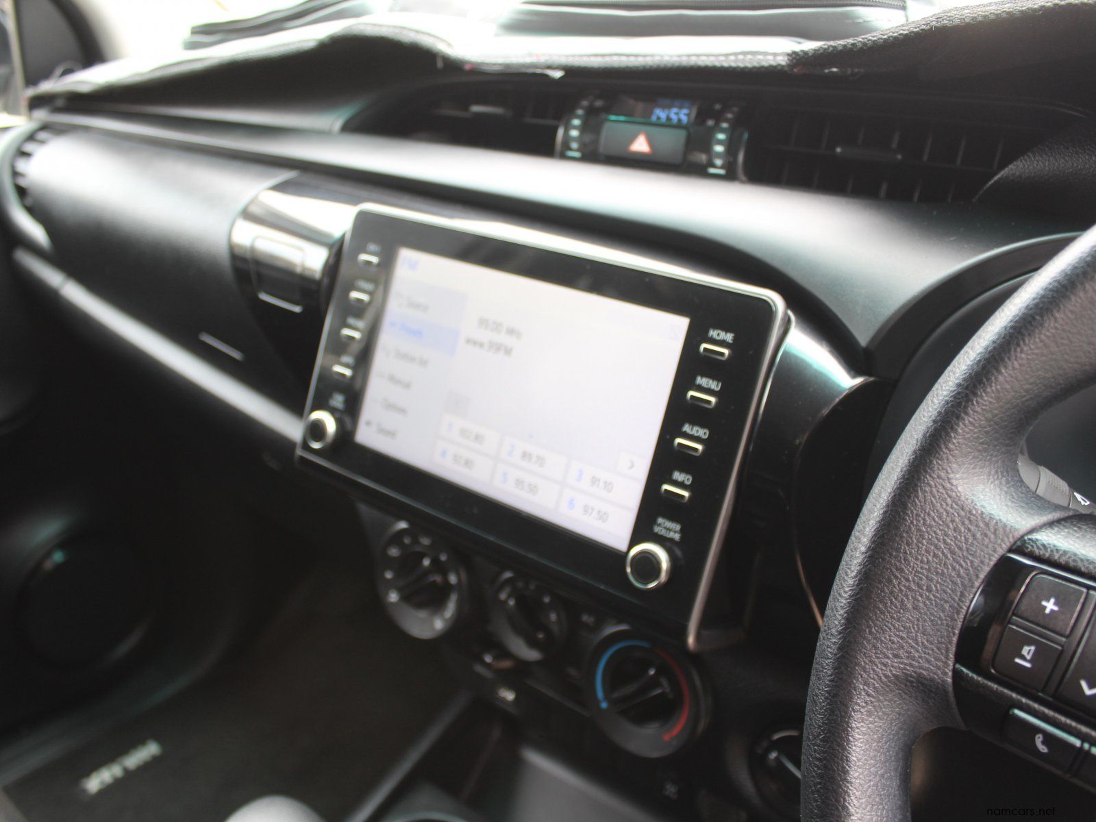 2025 Toyota Hilux 2.4GD6 photo