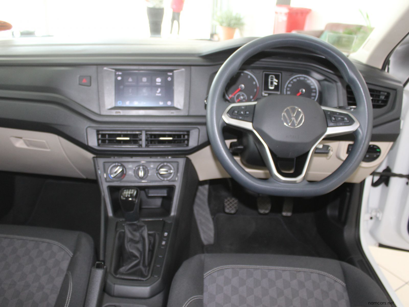 2025 Volkswagen Polo 1.6i sedan photo