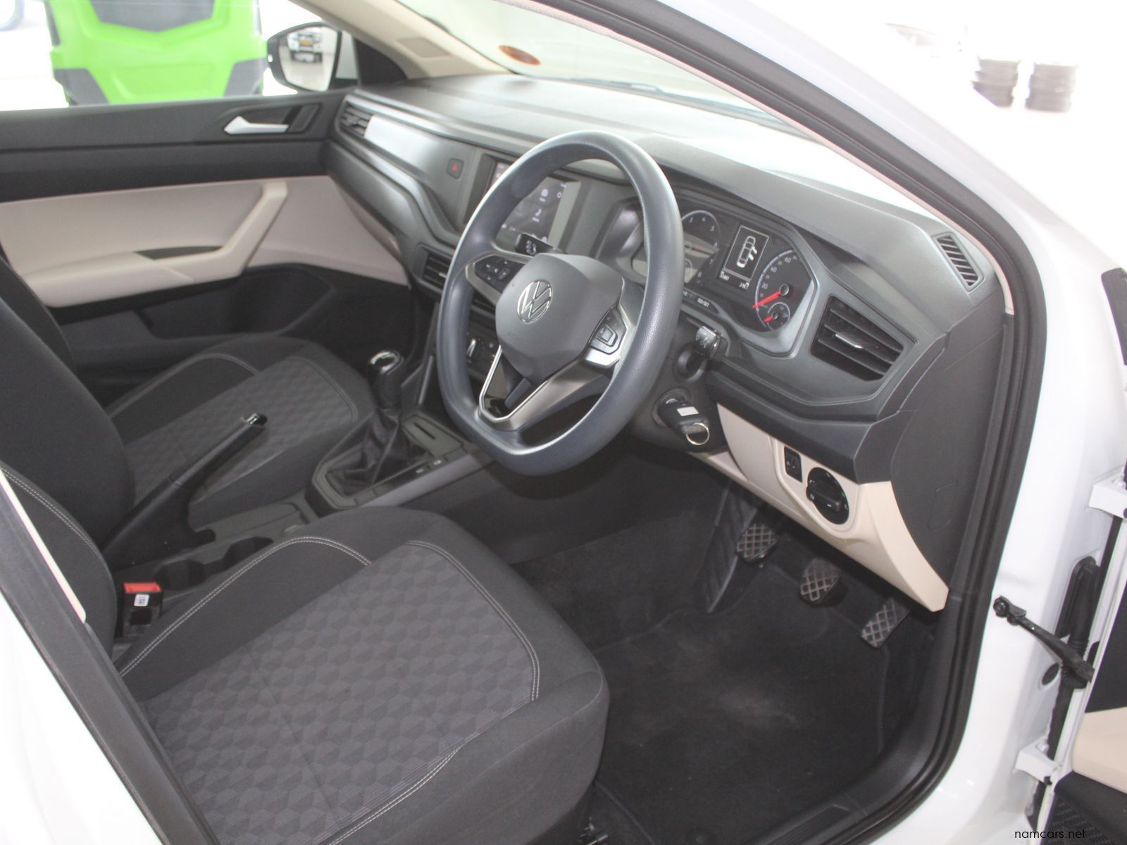 2025 Volkswagen Polo 1.6i sedan photo