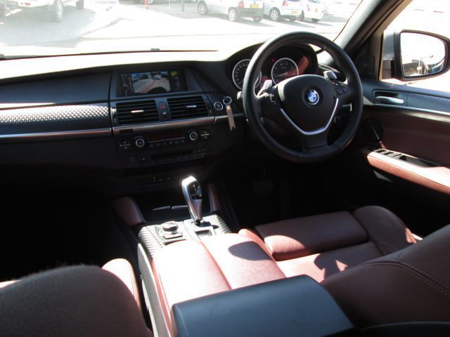 2011 BMW X6 photo