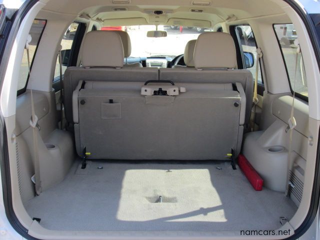 2011 Ford Everest photo