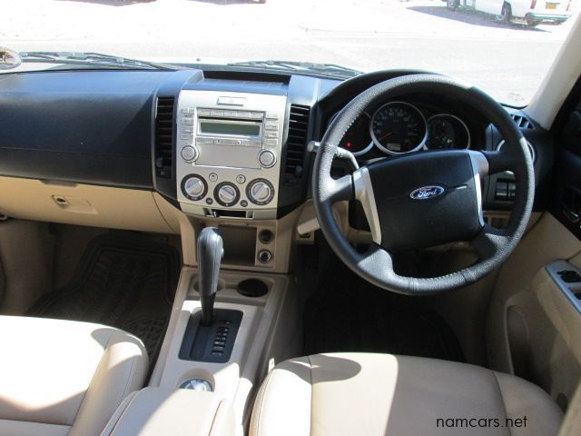2011 Ford Everest photo