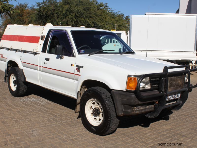 1992 Mazda B2600 Drifter 4x4 photo