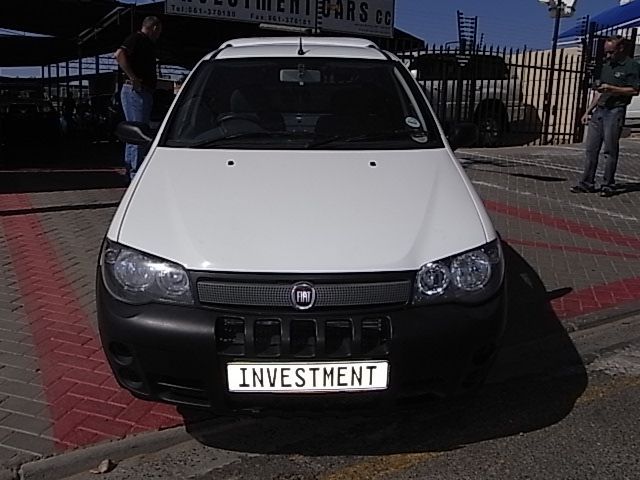 2010 Fiat Strada photo