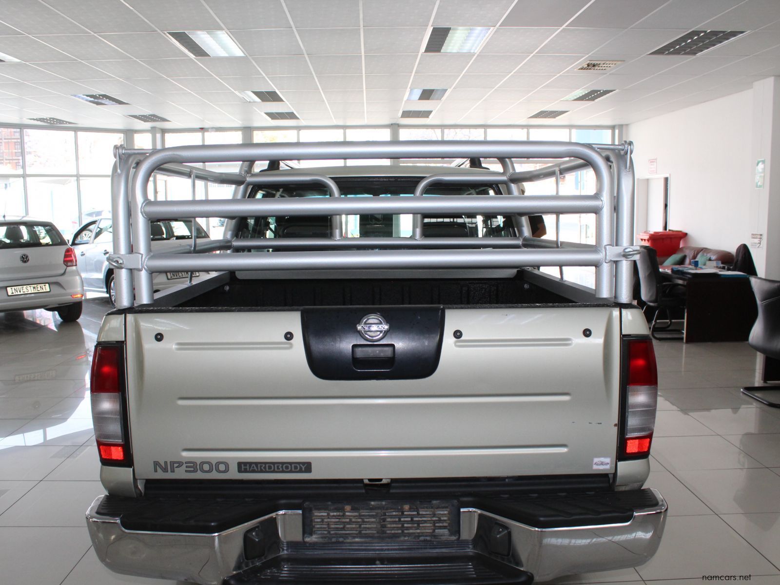 2019 Nissan Np300 2.5 TDI Dcab 4x4 photo