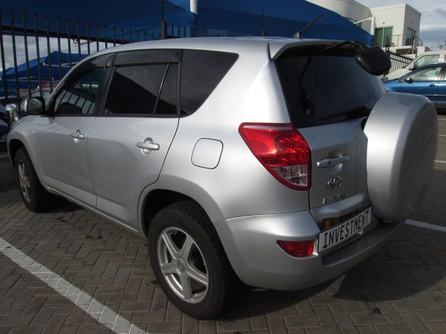 2006 Toyota Rav 4 photo