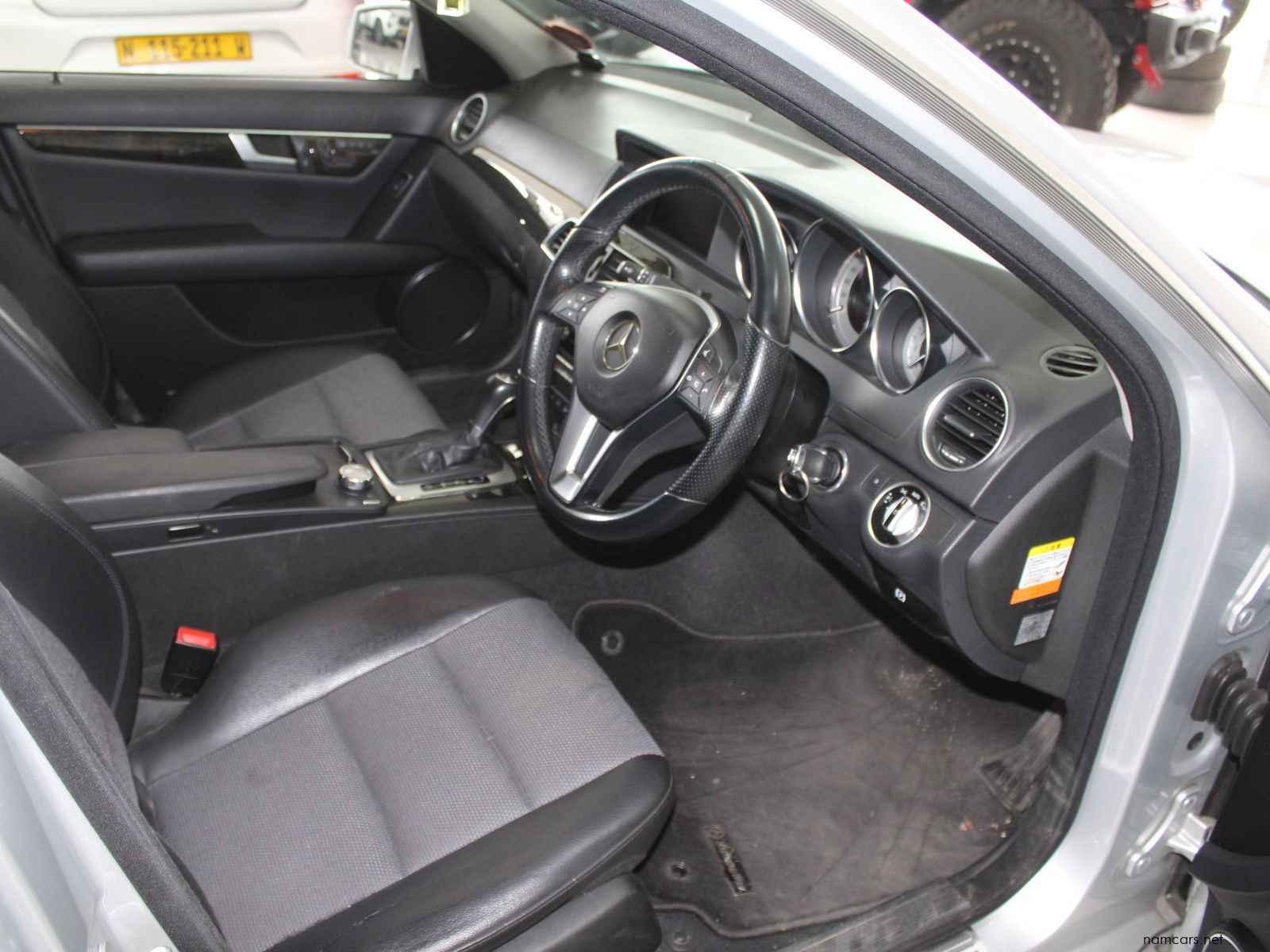 2014 Mercedes-Benz C180 Auto photo