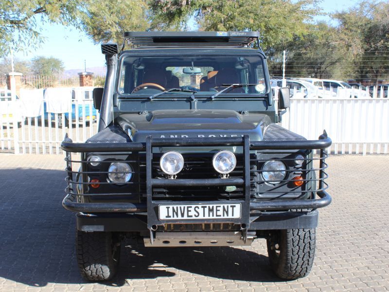 2008 Land Rover Defender 90 Puma photo