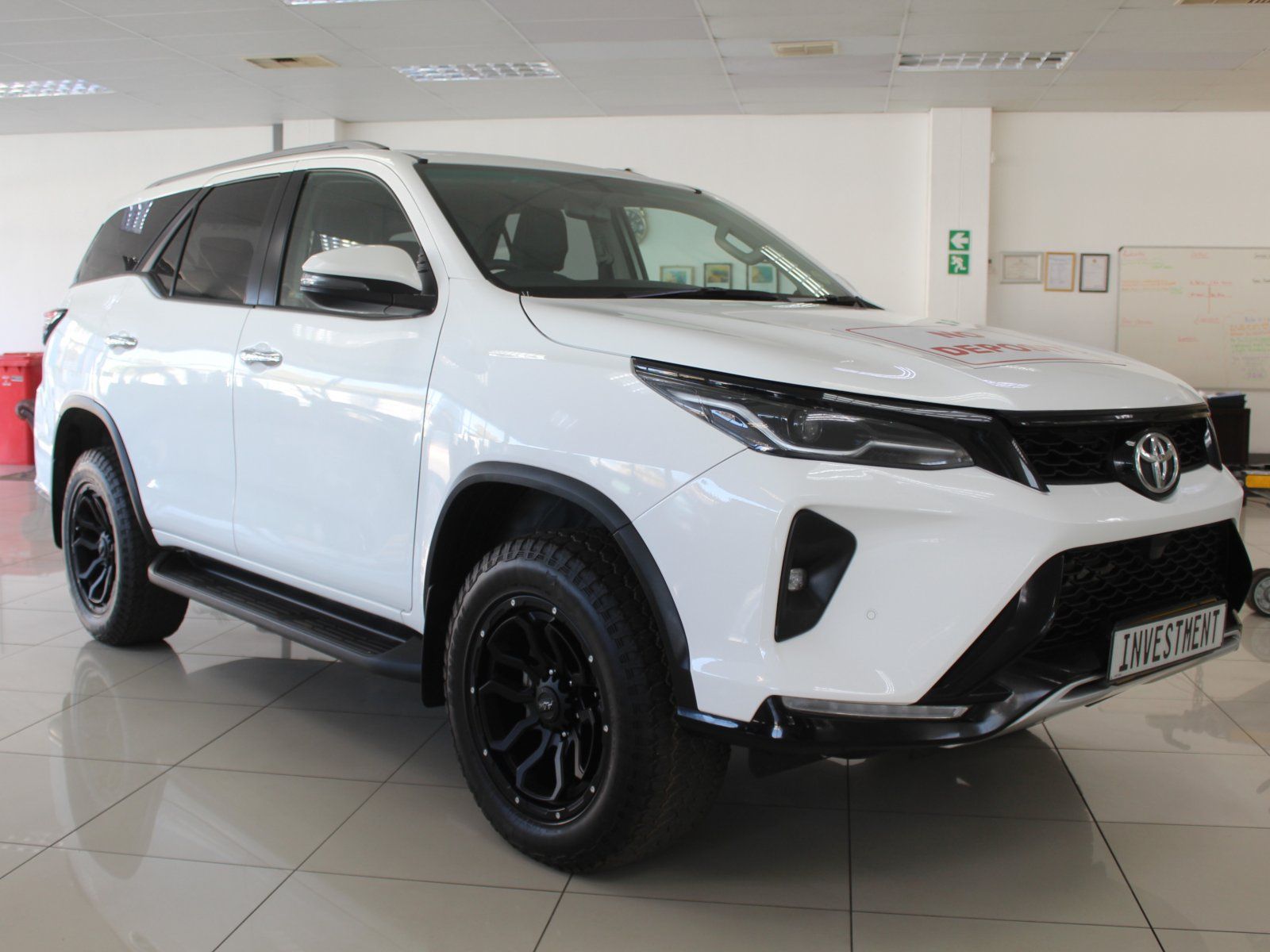 2025 Toyota Fortuner photo