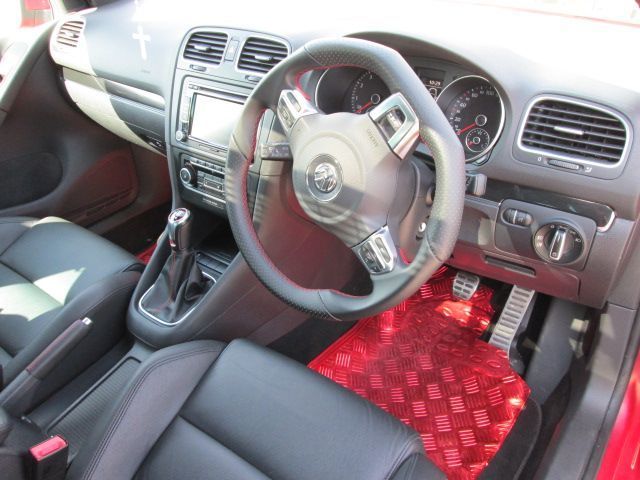 2012 Volkswagen Gti photo