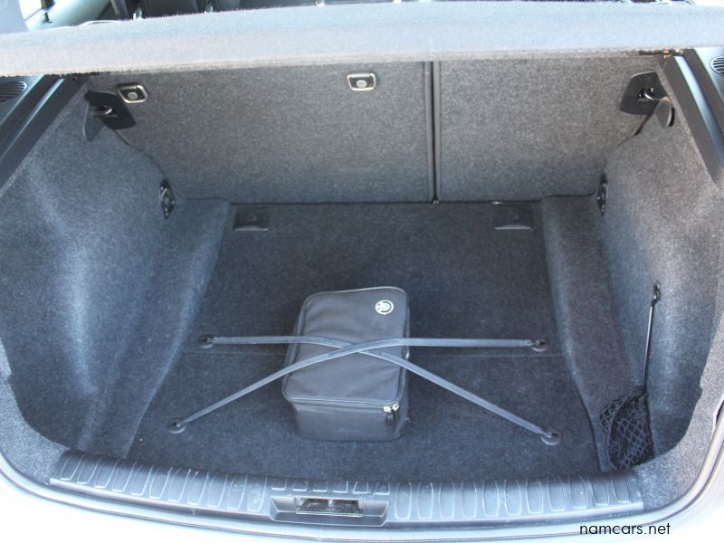 2011 BMW 120I 5 door Hatch photo