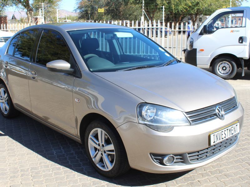 2014 Volkswagen POLO VIVO 1.6 SEDAN photo