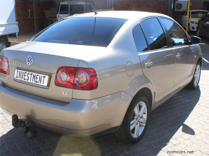 2014 Volkswagen POLO VIVO 1.6 SEDAN photo