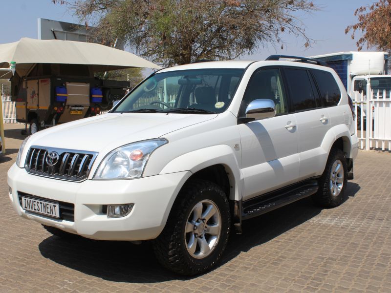 2005 Toyota PRADO 4.0 V6 A/T VX photo