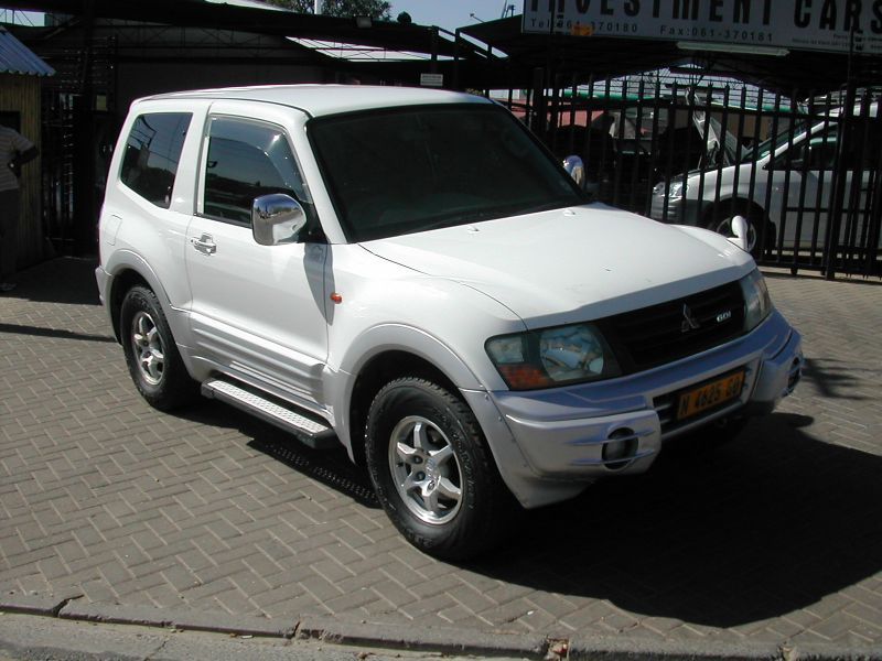 1999 Mitsubishi Pajero 3.5 V6 for sale 123 000 Km