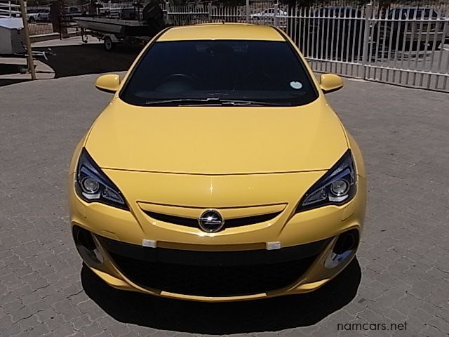 2014 Opel Astra OPC photo