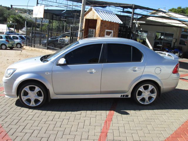 2007 Ford Ikon photo