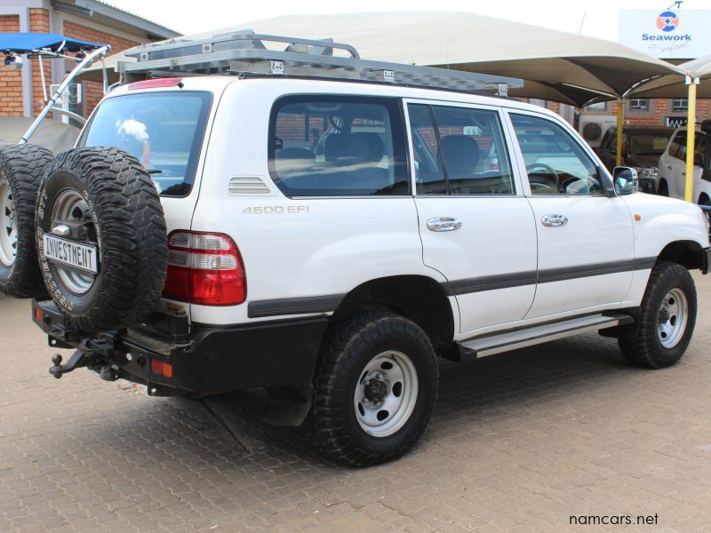 2005 Toyota 105 series 4.5 EFI photo