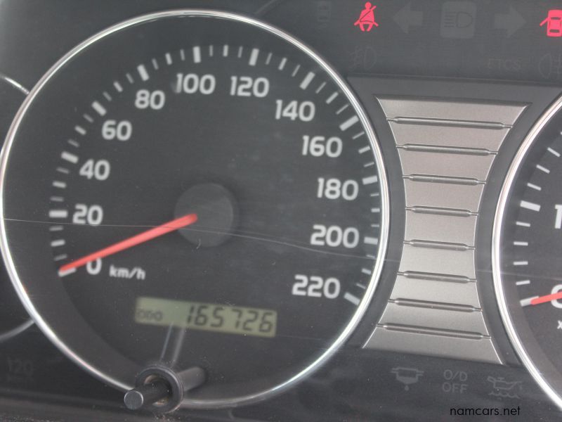 2005 Toyota 105 series 4.5 EFI photo