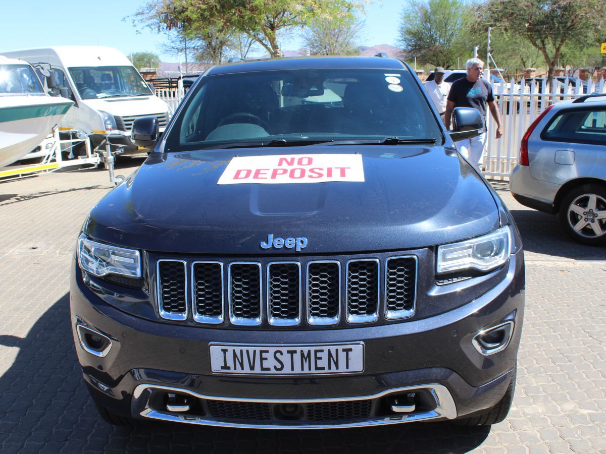 Jeep Grand Cherokee in Namibia