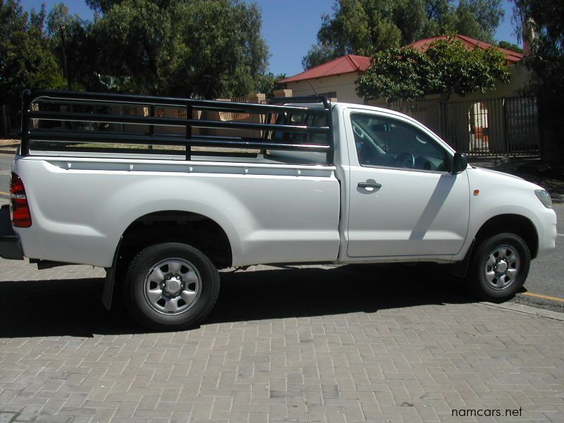 2011 Toyota HILUX photo