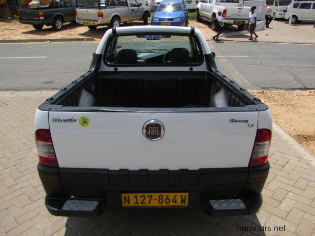 2010 Fiat Strada photo