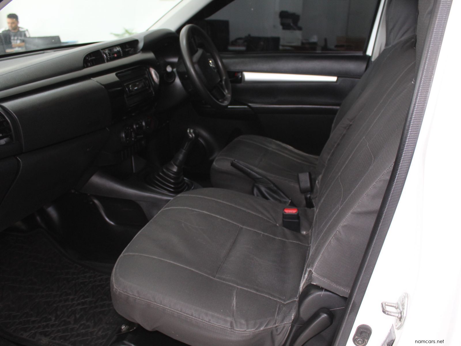 2020 Toyota Hilux 2.4GD S A/C S cab 4x2 photo