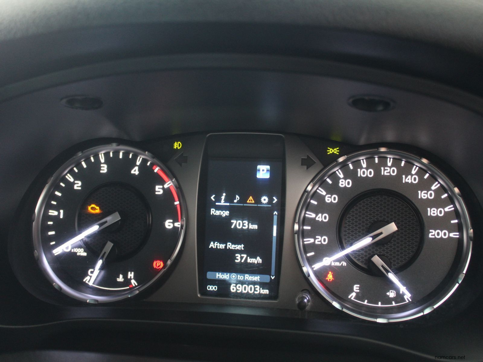 2024 Toyota Hilux 2.4 GD6 4x4 auto D cab photo