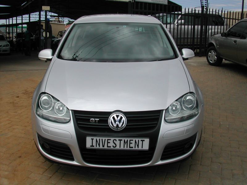 2005 Volkswagen Golf 5 photo