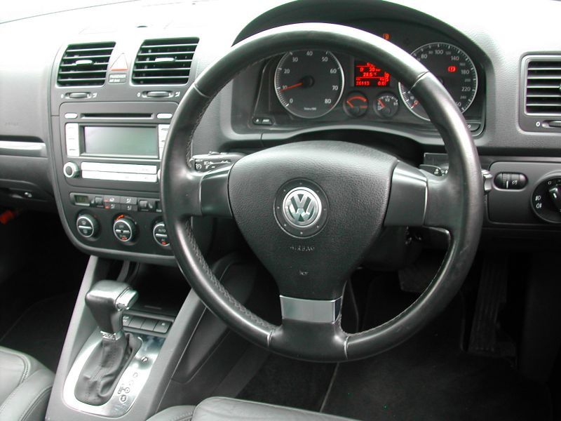 2005 Volkswagen Golf 5 photo