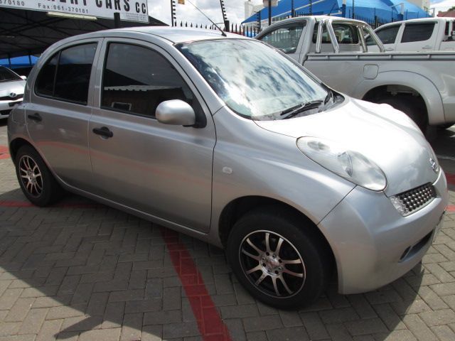 2008 Nissan March photo