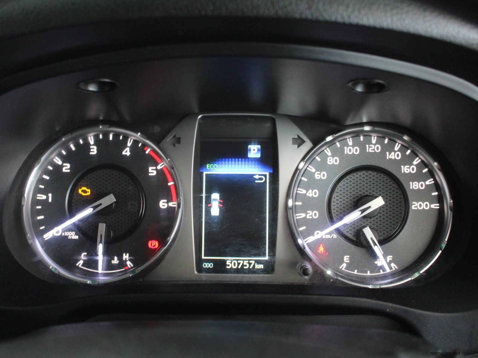 2025 Toyota Hilux 2.4 GD6 photo