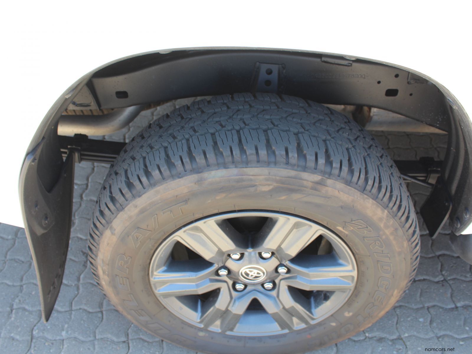 2024 Toyota Hilux 2.4 GD6 4x4 auto D cab photo