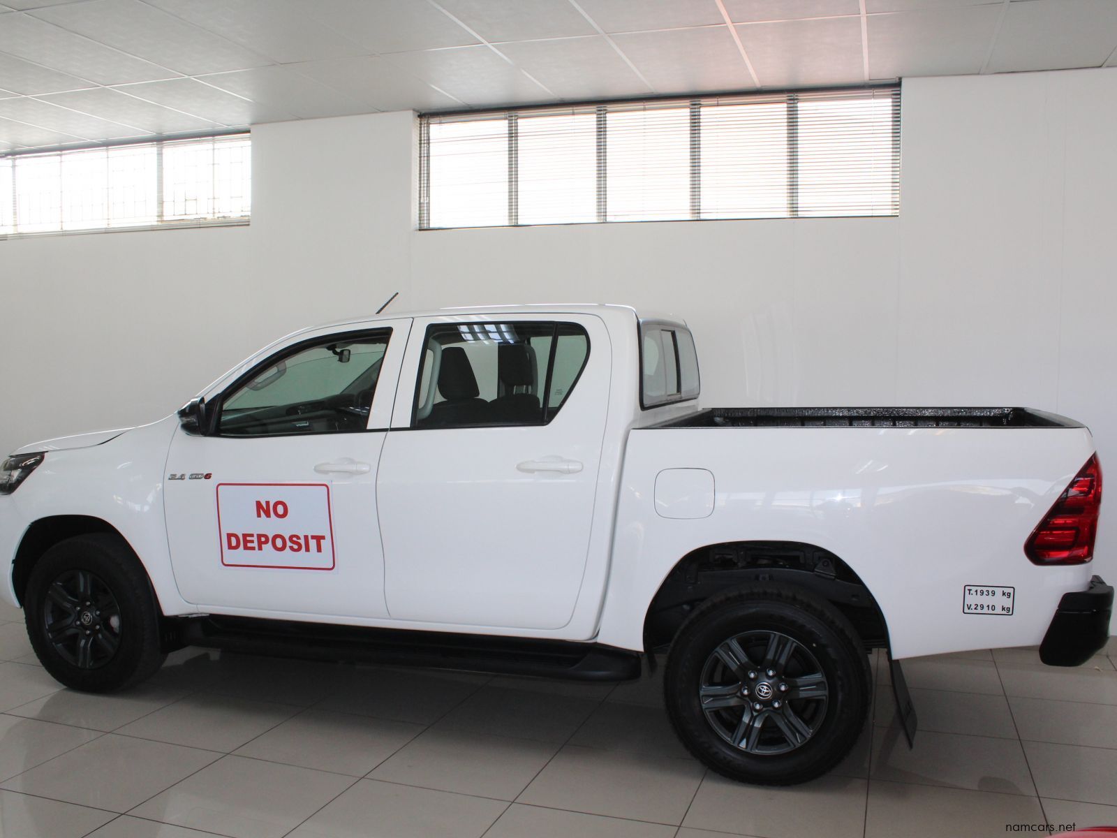 2024 Toyota Hilux 2.4 GD6 4x4 auto D cab photo
