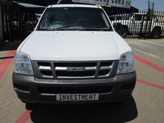 2006 Isuzu KB250 photo