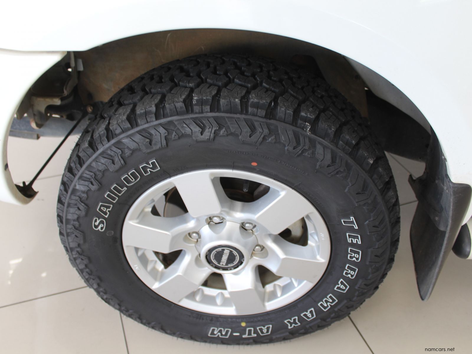 2017 Nissan NP300 2.5 TDI Dcab 4x4 photo