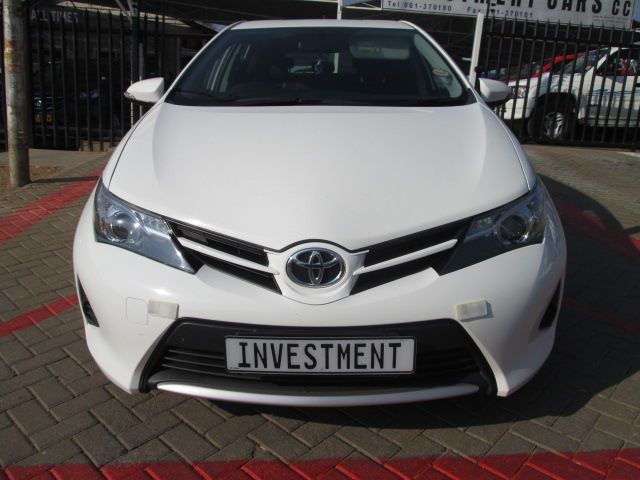 2013 Toyota Auris X photo