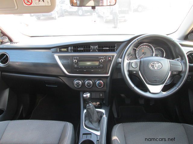 2013 Toyota Auris X photo