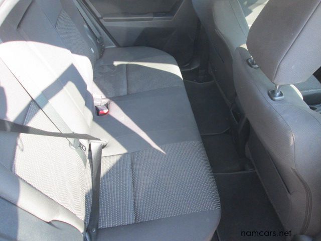 2013 Toyota Auris X photo