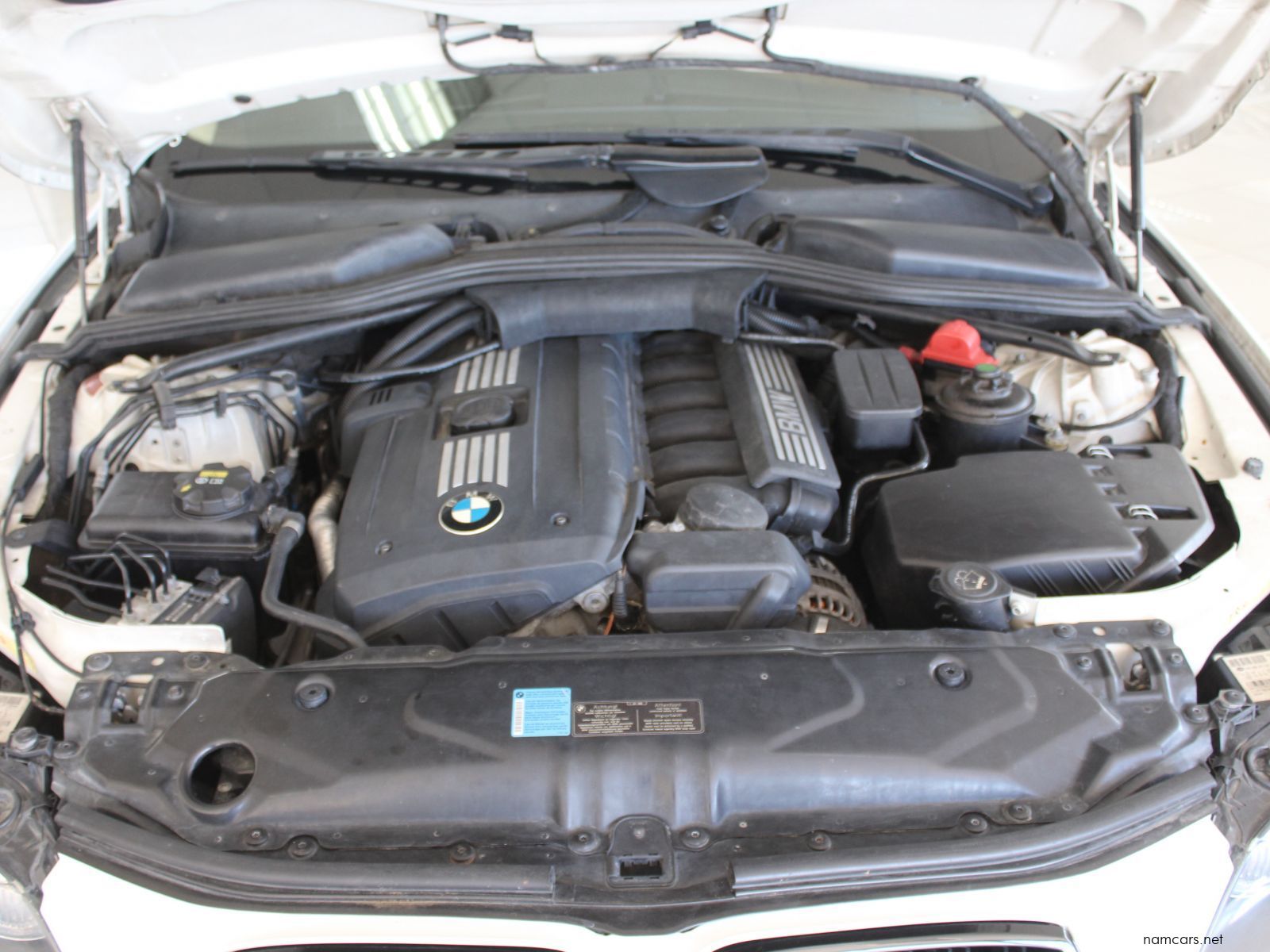 2008 BMW 530i Sedan photo