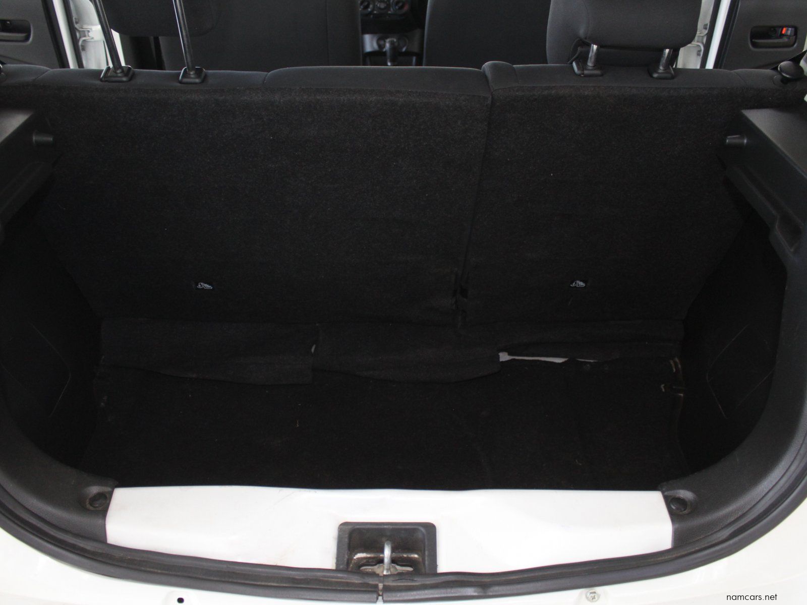 2025 Toyota Vitz 1.0 MT photo