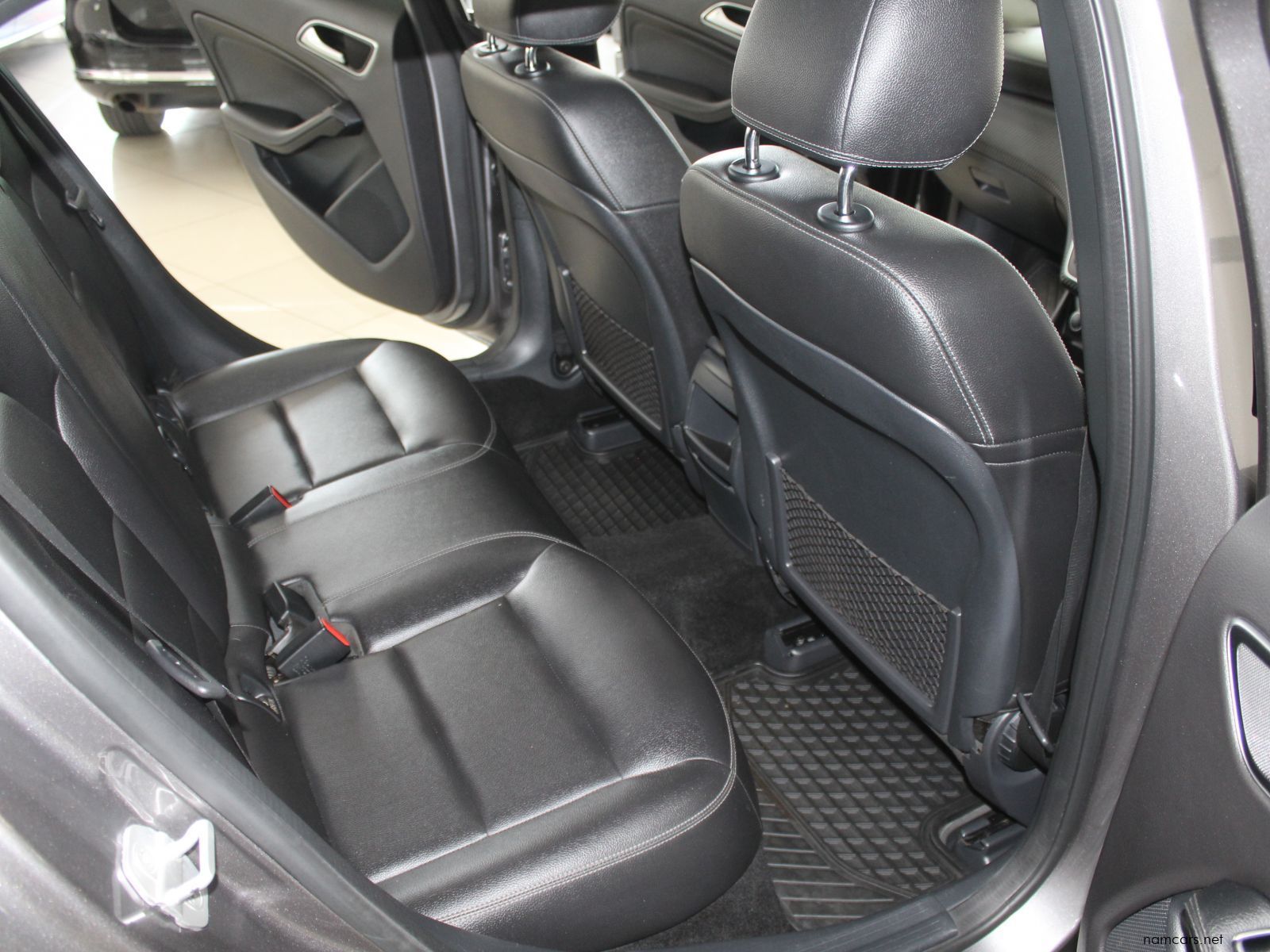 2017 Mercedes-Benz GLA 200d photo