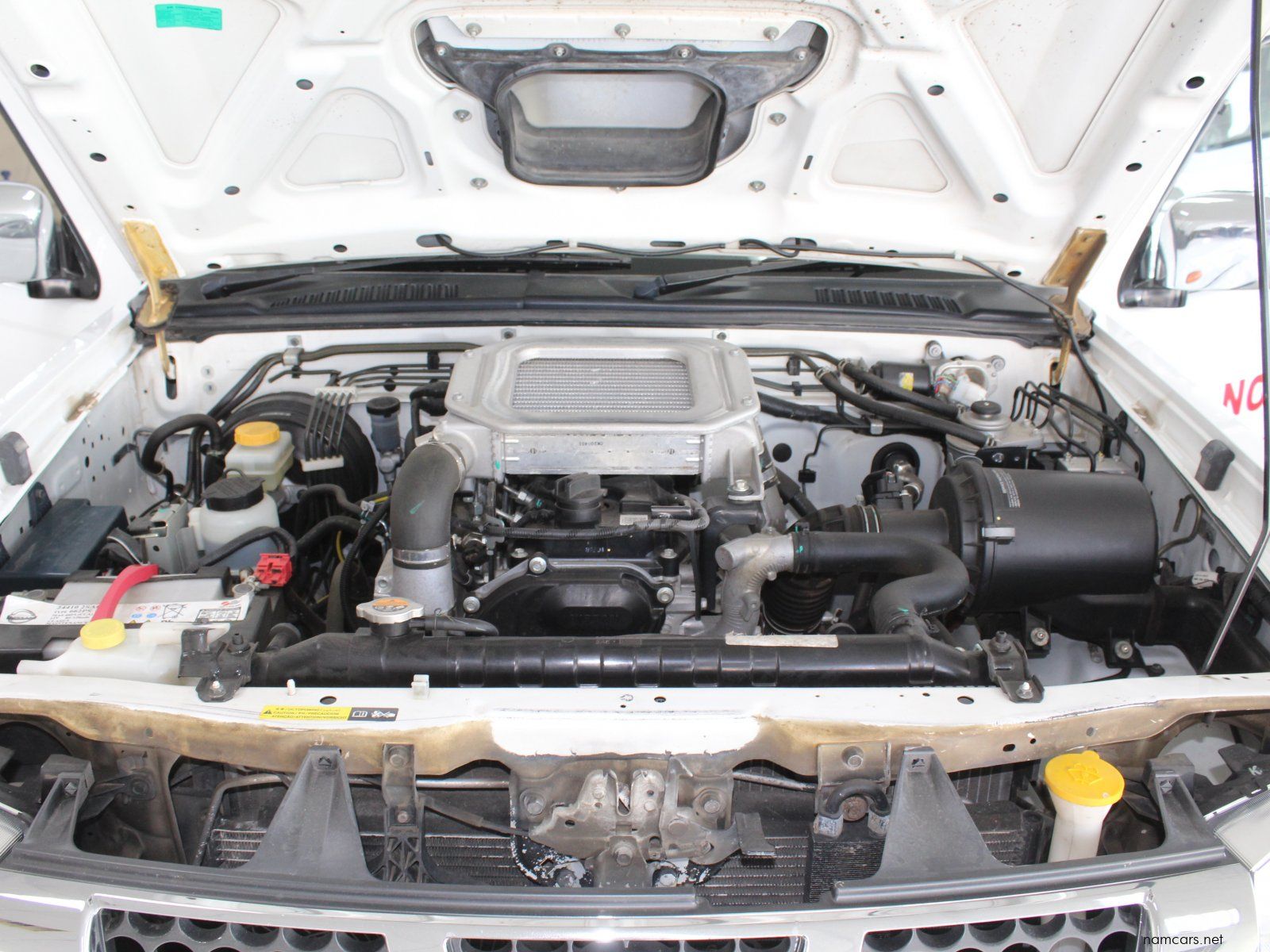 2021 Nissan Np300 photo