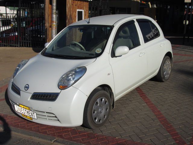 2009 Nissan March photo