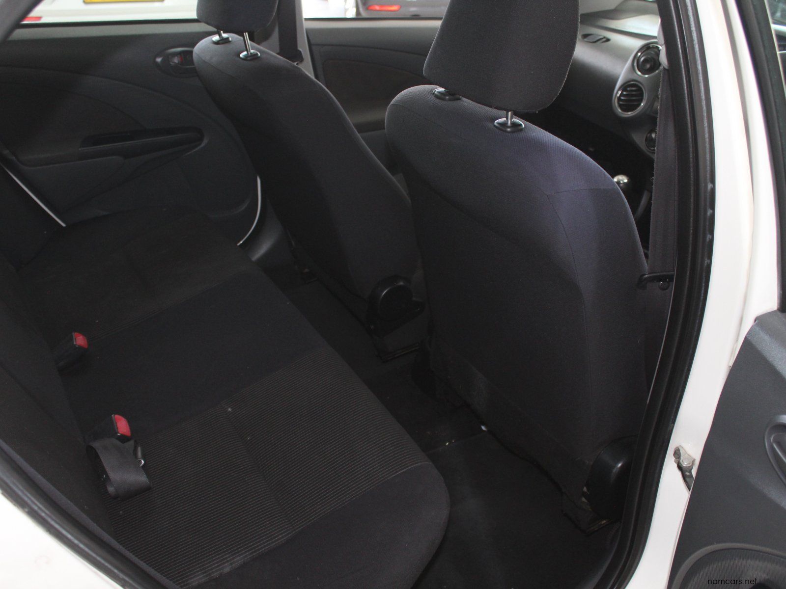 2015 Toyota Etios 1.5 SX sedan 4 door photo