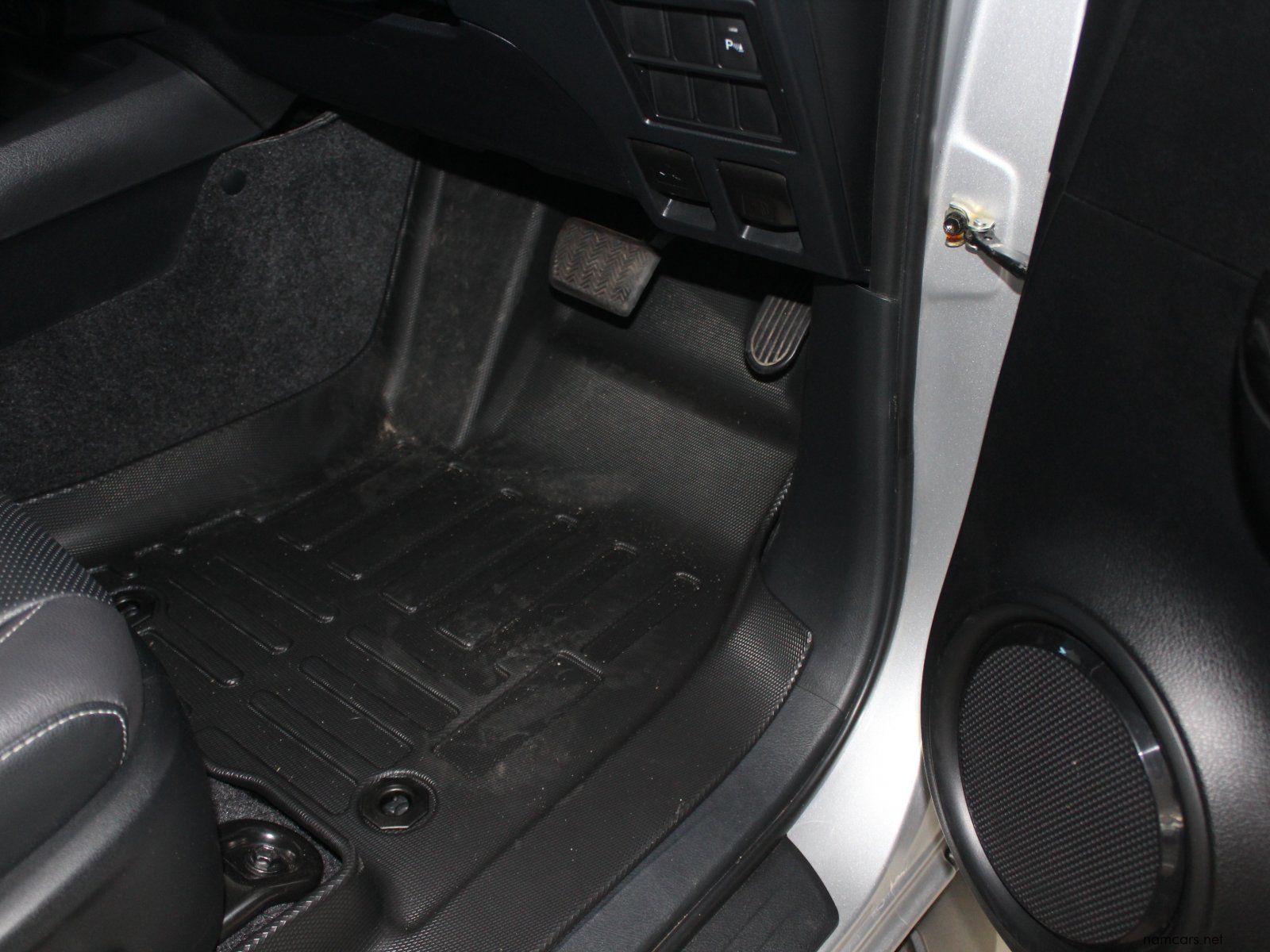 2025 Toyota Hilux Raider DC photo