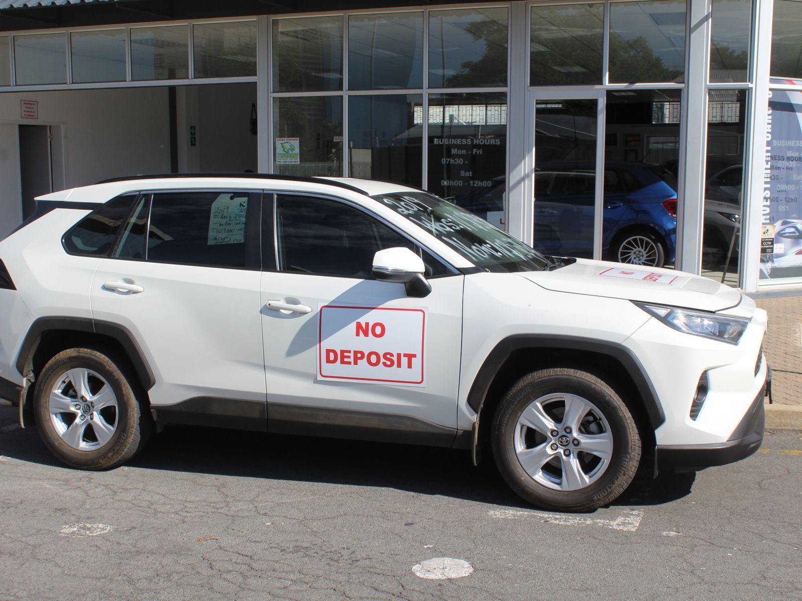 2019 Toyota RAV4 2.0 GX auto photo