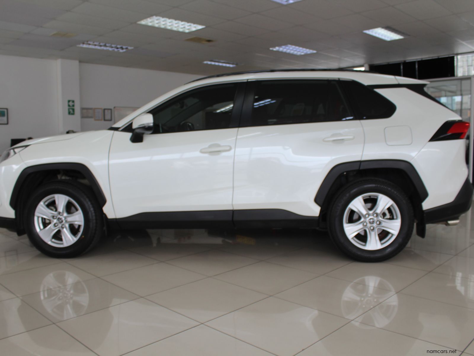 2019 Toyota RAV4 2.0 GX auto photo