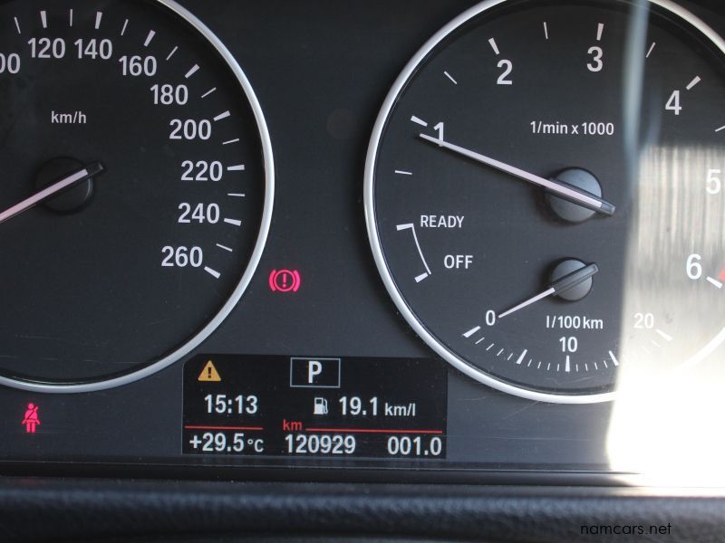 2012 BMW 320D A/T F30 photo